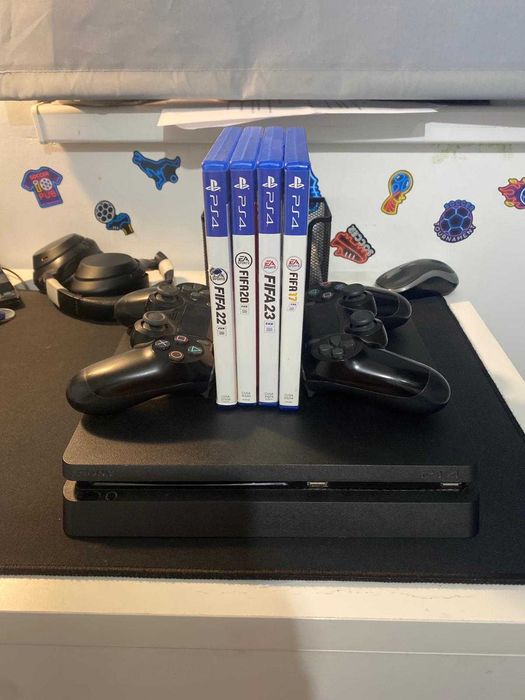 Vand Playstation 4 slim 512gb