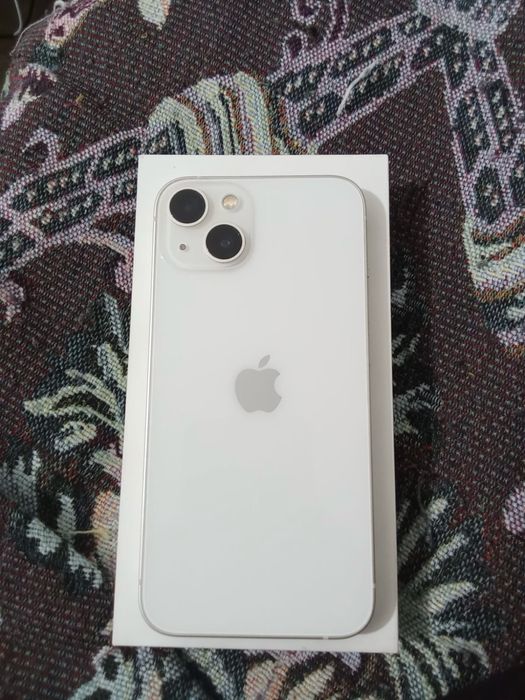 Продам Айфон 13,с гарантией