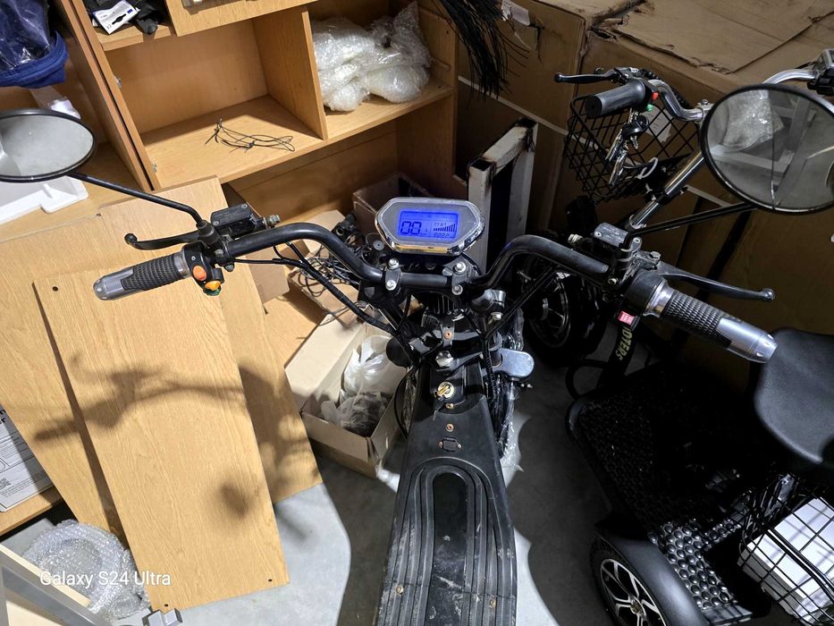 Електрически Скутер Харли,нова 20ah батерия,нови гуми,нови калници