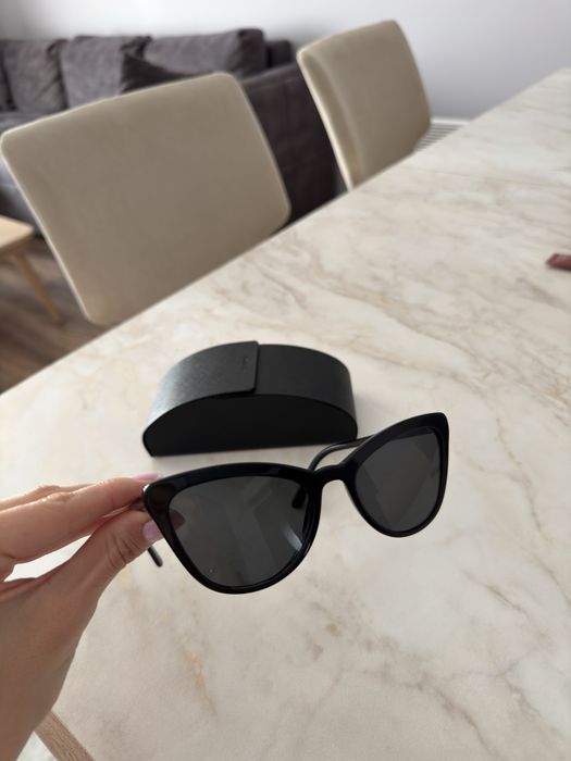 Prada Cut Eye слънчеви очила