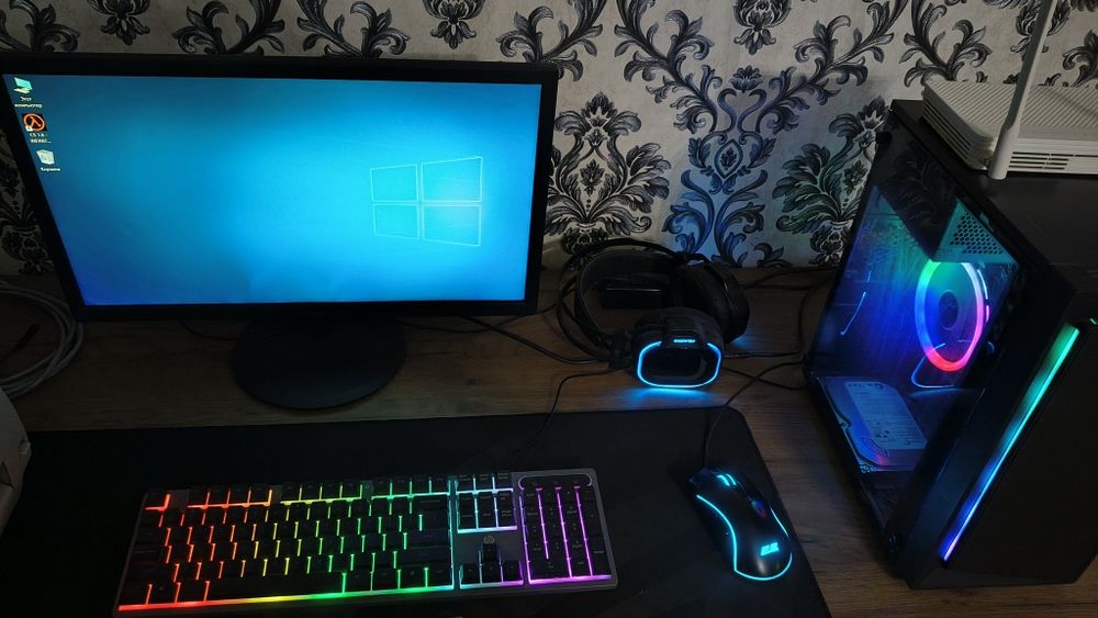 Продам Компьютер i3 H81 Asus Стол Кресло полный комплект!