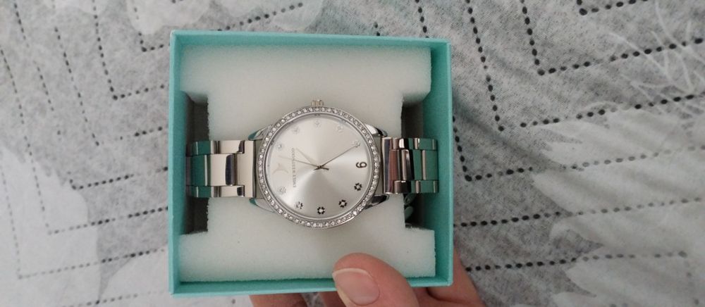 Дамски часовник сребрист