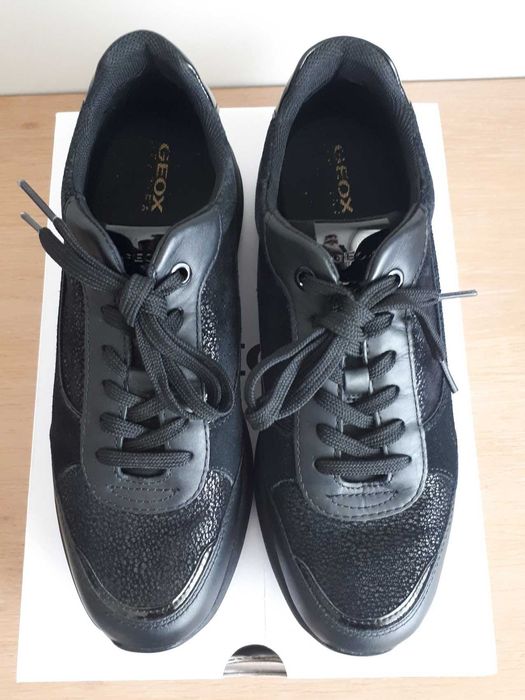 Сникърси D Spherica черен - 38 номер