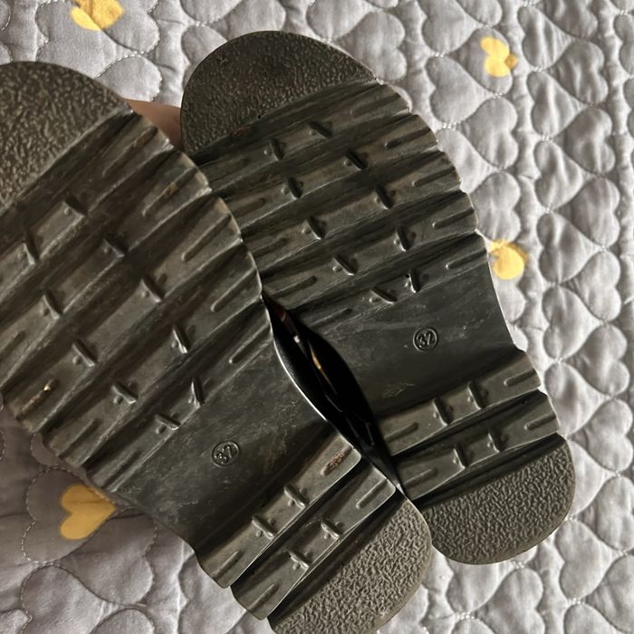 Продам туфельки детские