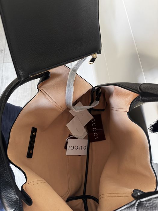 Geanta Gucci softbit cu eticheta