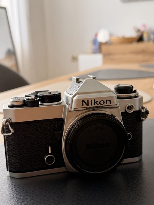 Продавам Nikon FM Film