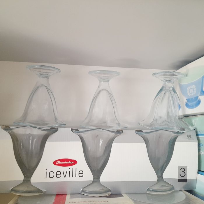 Мороженница стеклянная