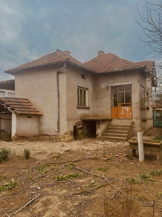 Продава се Къща в с. Крушовене, Област Плевен - 700 кв.м за 15 €/кв.м - Снимка #4