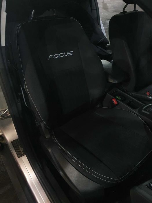 Huse auto Ford Focus 2 si 3