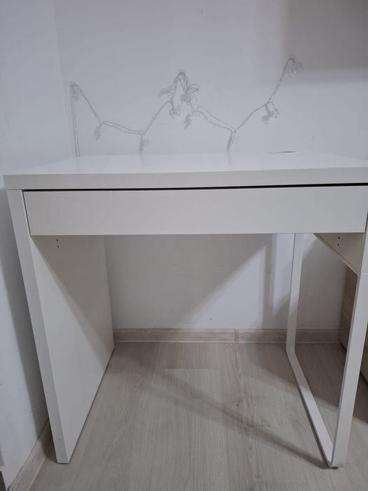 Birou Ikea cu scaun