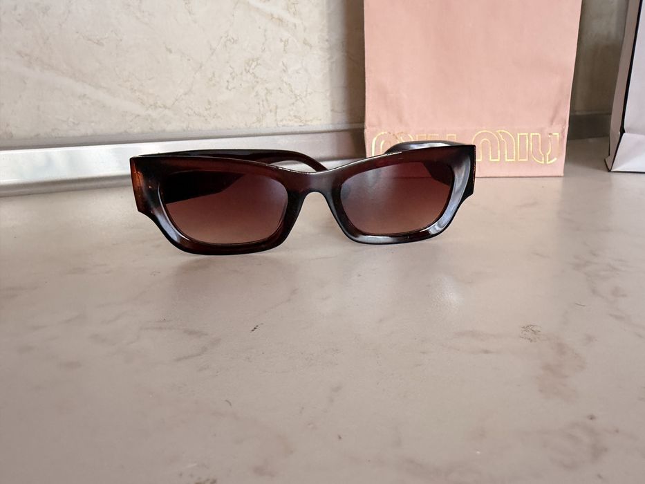 Дамски слънчеви очила Miu Miu