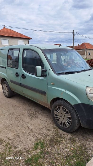 Vând fiat doblo 2007