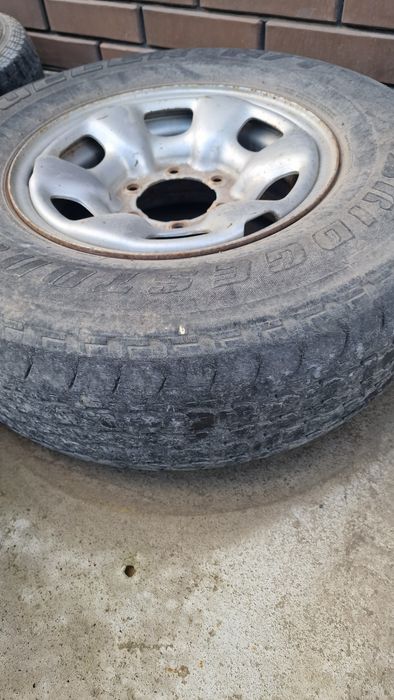 Продам колеса на хайлюкс, хайс