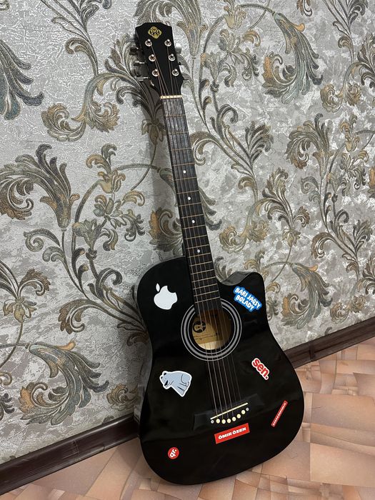 Гитара сатылады!