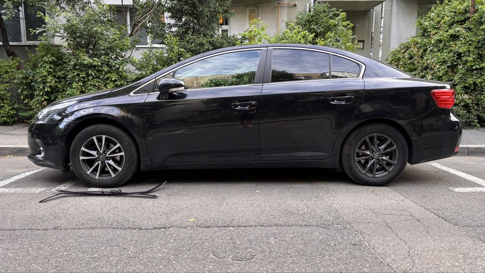Toyota Avensis 2013 2.0 diesel
