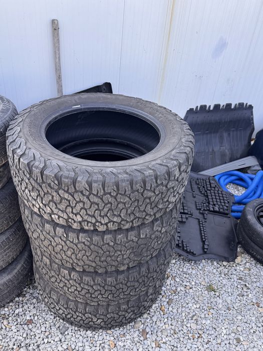 Гуми BFGoodrich 275/60-20