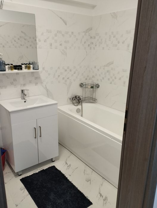 Vând garsonieră dubla