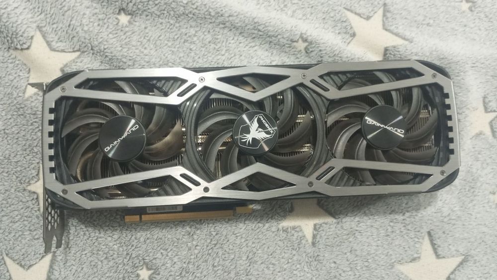 Видеокарта очень мощная для игр и создание ии