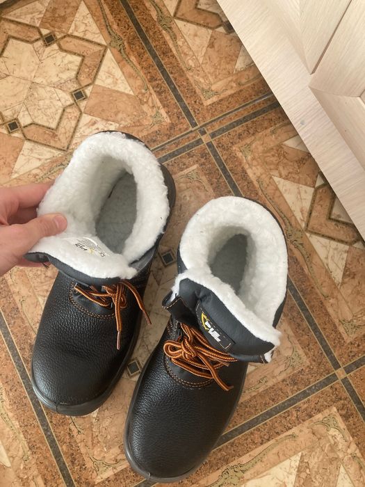 Рабочие ботинки новый