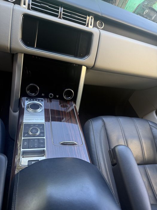 Range Rover autobiografy