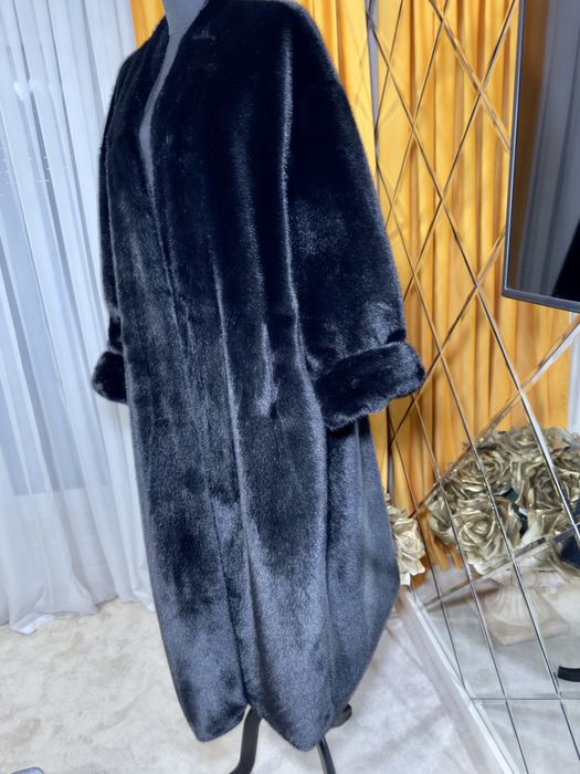 Haina Blana Lunga Imitatie Vizon Noua