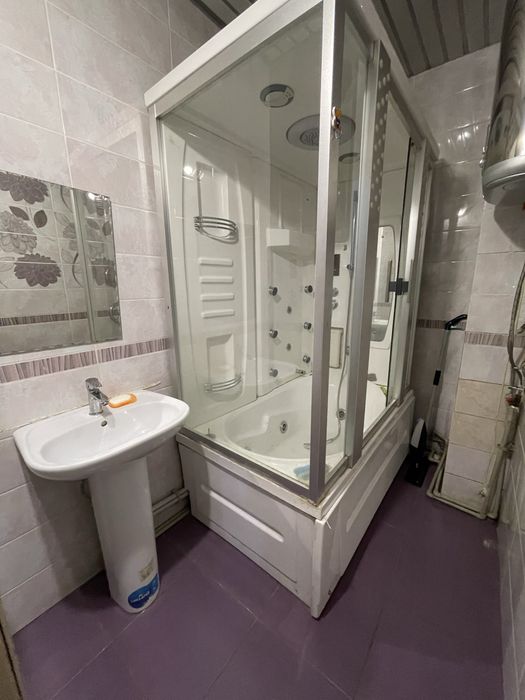 Сдам 2х ком люкс, район рынка!