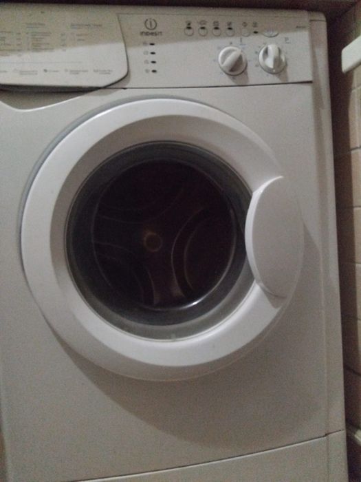 Стиральная машина Indesit
