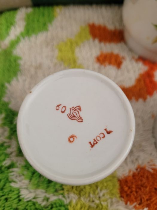 Чайник и 6 чашек времен СССР