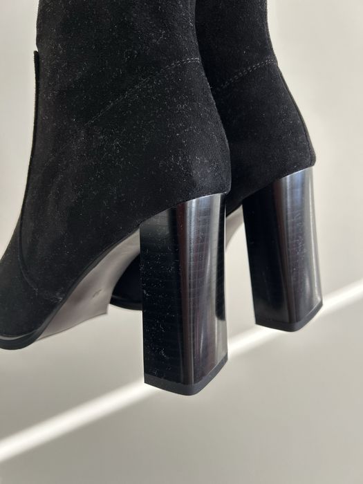 Дамски велурени ботуши