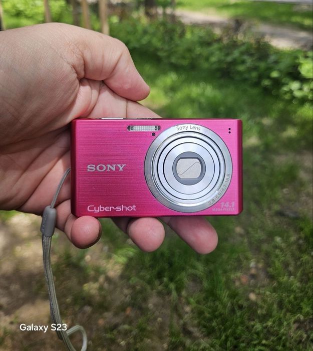 Sony Cyber-Shot цифровой фотоаппарат