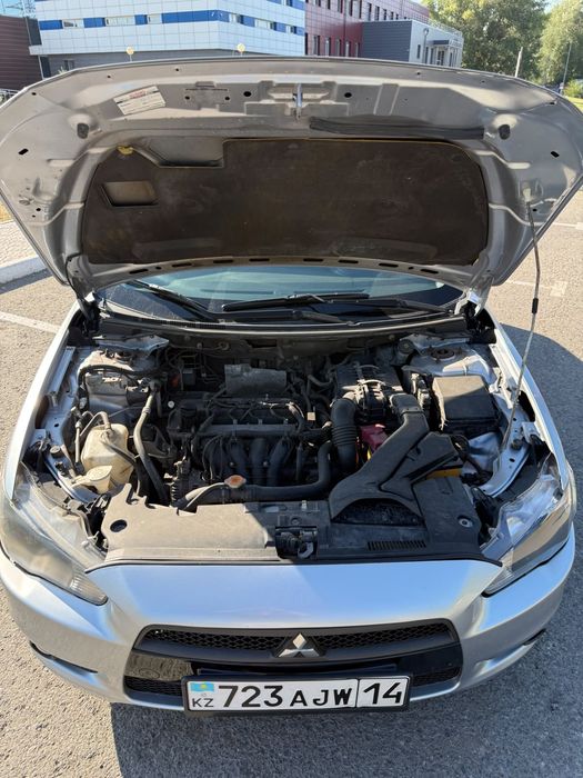 Продам автомобиль Mitsubishi Lanser