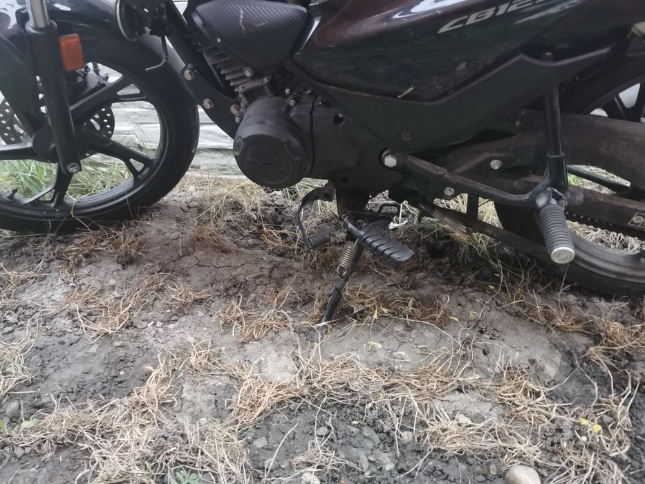 Honda CB125F 2024 avariat