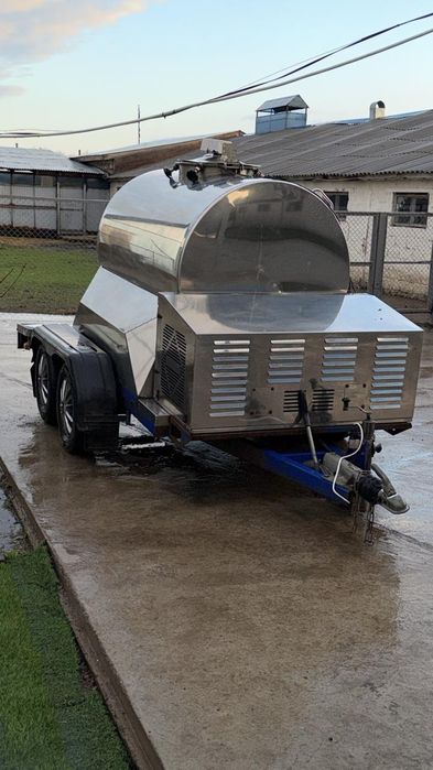 Продам молоковоз