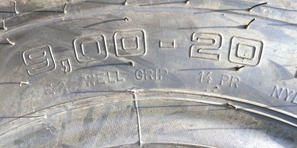 9.00-20 cauciucuri noi de tractiune pentru excavator cu dublu 14 pliur