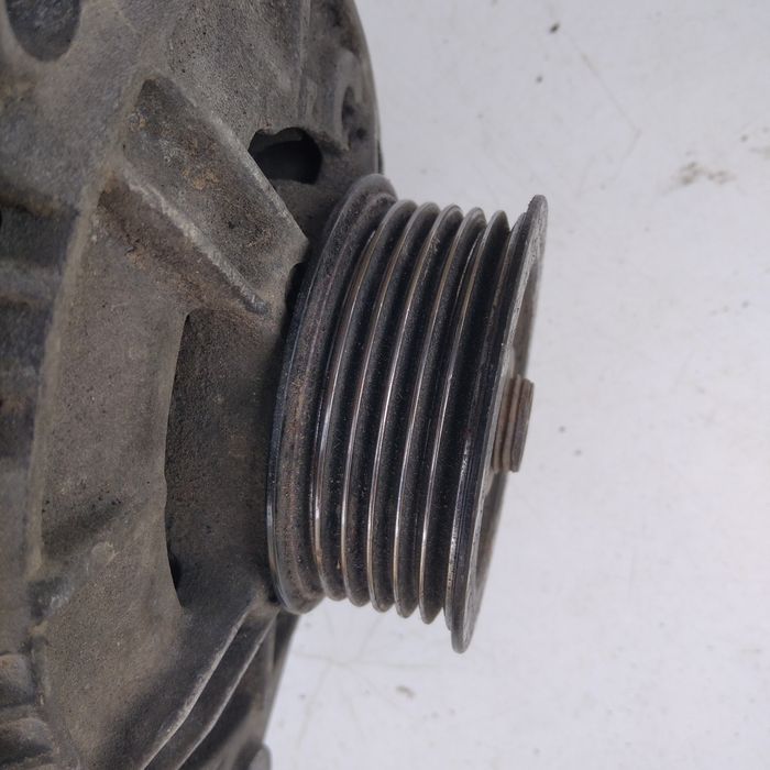 Генератор на запчасть не работает