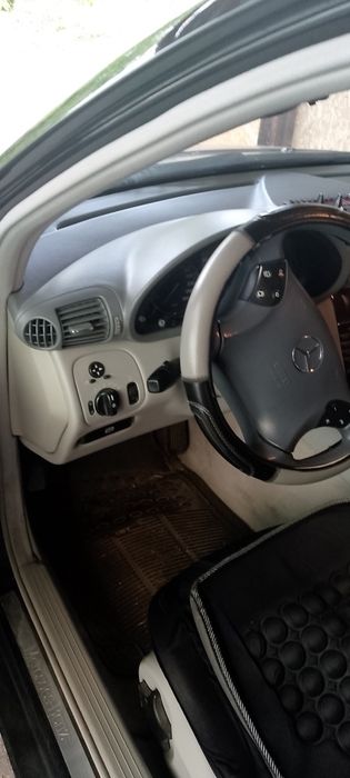 Мерцедес  C200 2.2