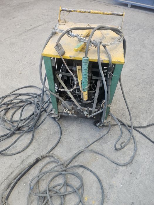 Продам сварочный аппарат  380 / 220