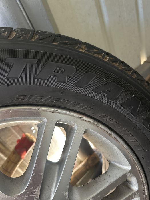 Комплект шин 215/60 R16