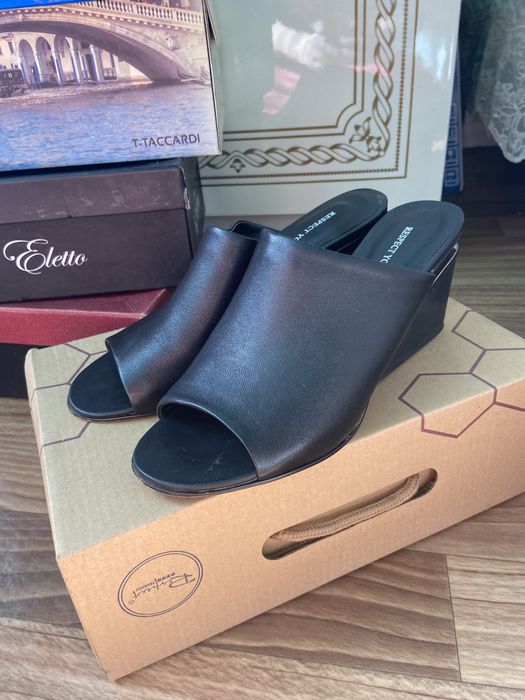 Продам обувь