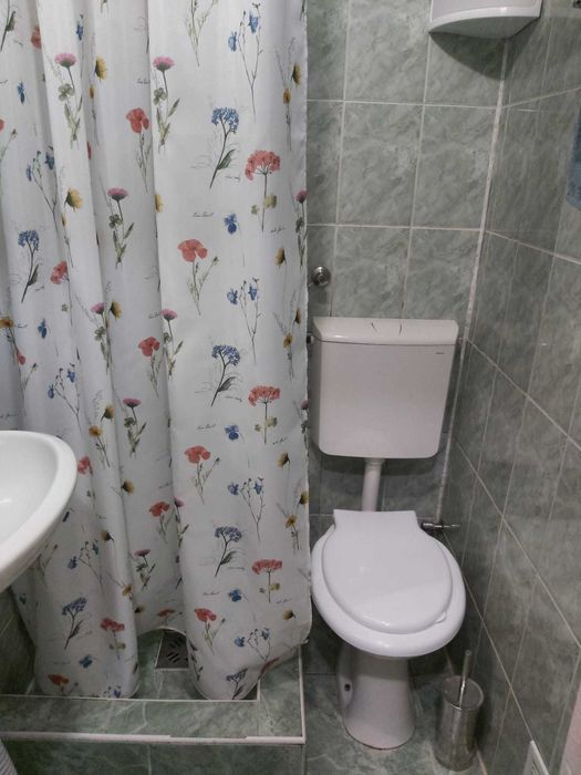 Garsonieră de închiriat 7 Noiembrie, Strada 22 Decembrie 1989.