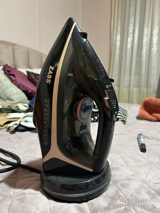 Fier de Calcat ZASS, fara fir, cu placa ceramica, stare f buna