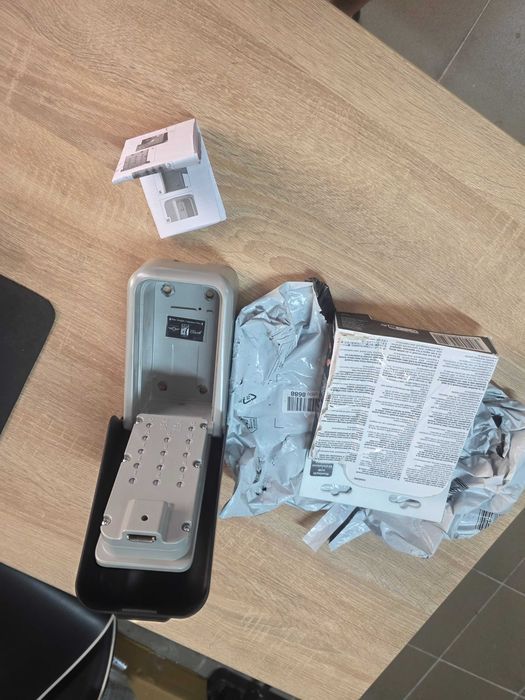 Cutie pentru chei Master Lock certificată extra mare, montată pe perete, pentru exterior