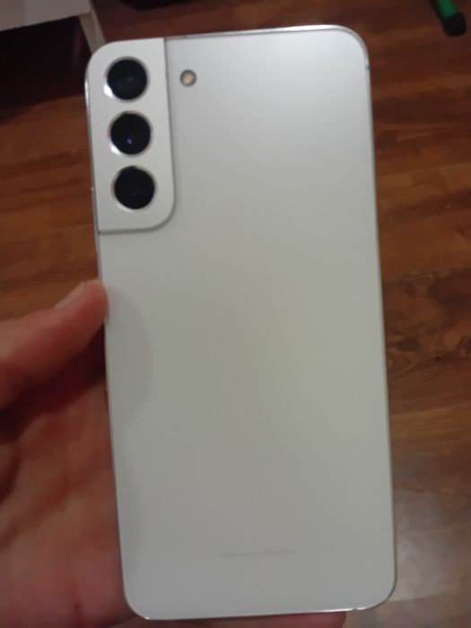 Samsung S22 plus 5G  holati ideal