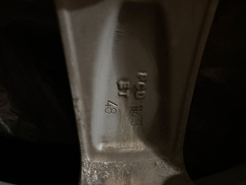 Алуминиеви джанти 17 цола с летни гуми 225/65