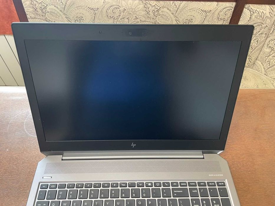 HP Zbook 15 G6 Core i9-9880H/32GB/RTX3000/1.TB