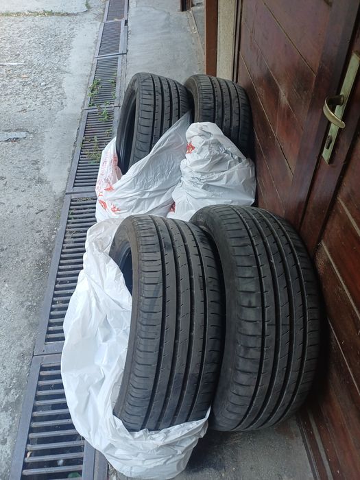 Летни гуми Kumho 245 50 19