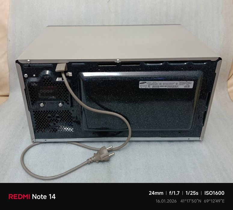 Микроволновая печь Samsung.БИО-керамика.Отличная.