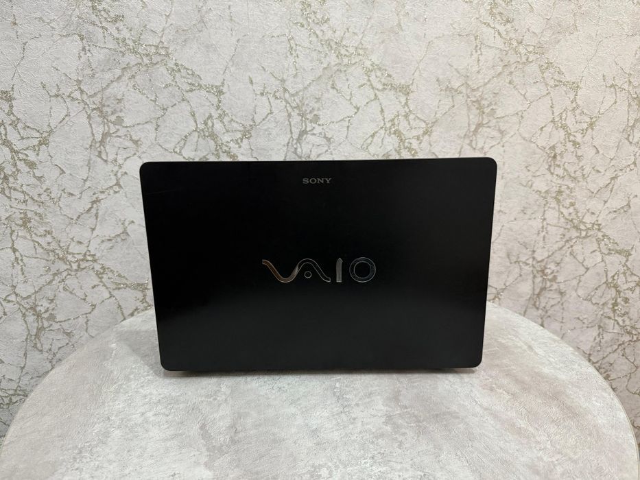 Ноутбук Бренда VAIO