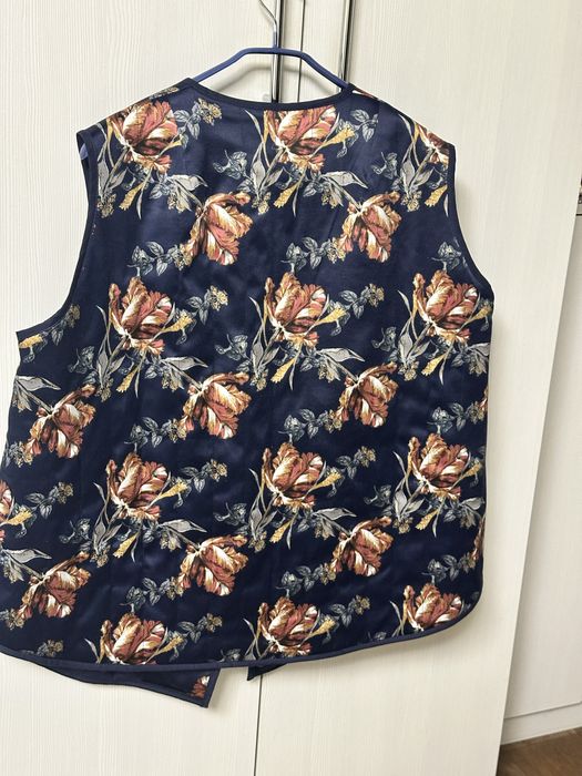 Продам жилетку пр 58-60