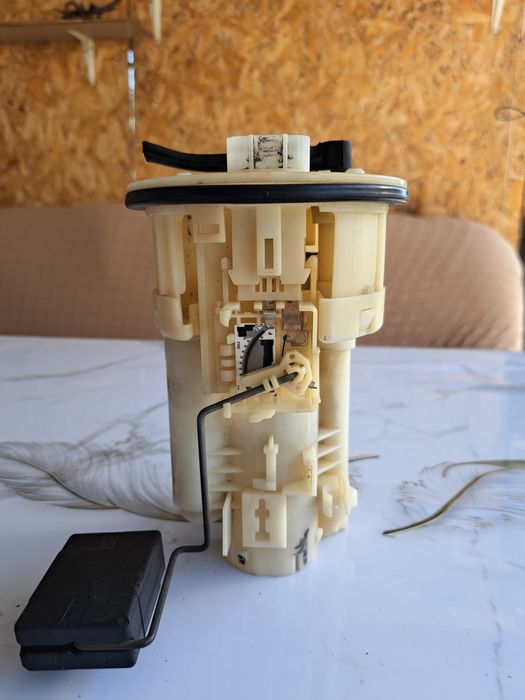 Топливный насос в сборе